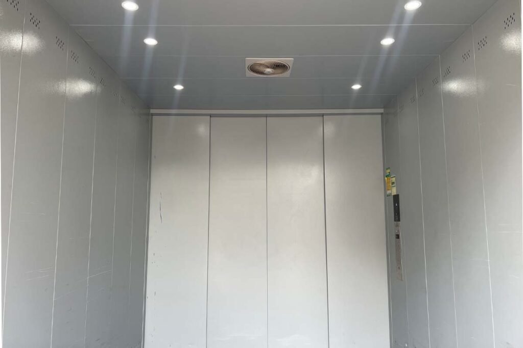 FEIYA 5000 kg freight elevator project at an industrial facility in Jinhua, China